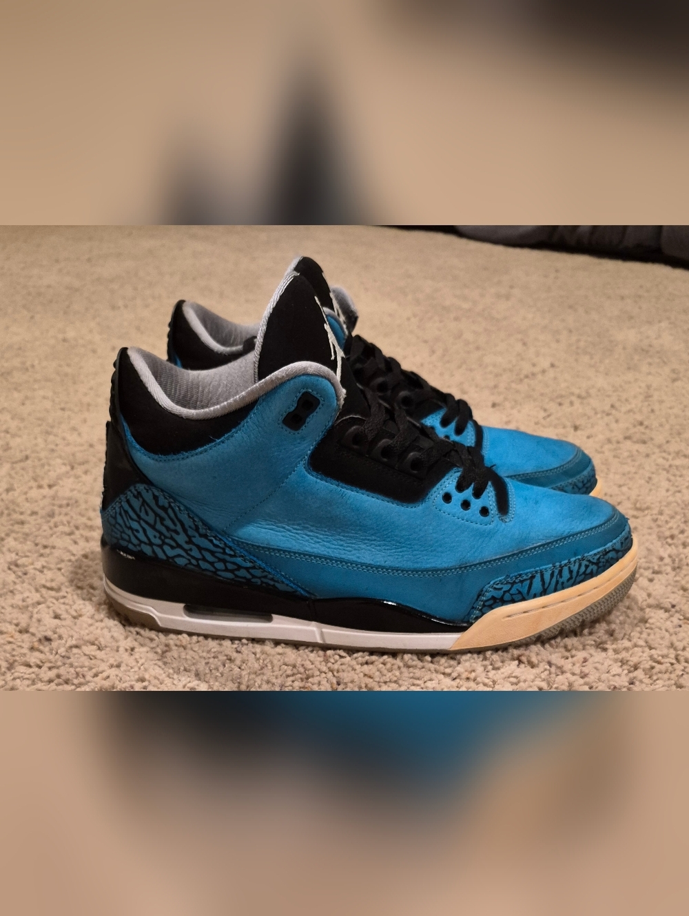 Jordan 3 Powder Blue - Picture 2 of 6